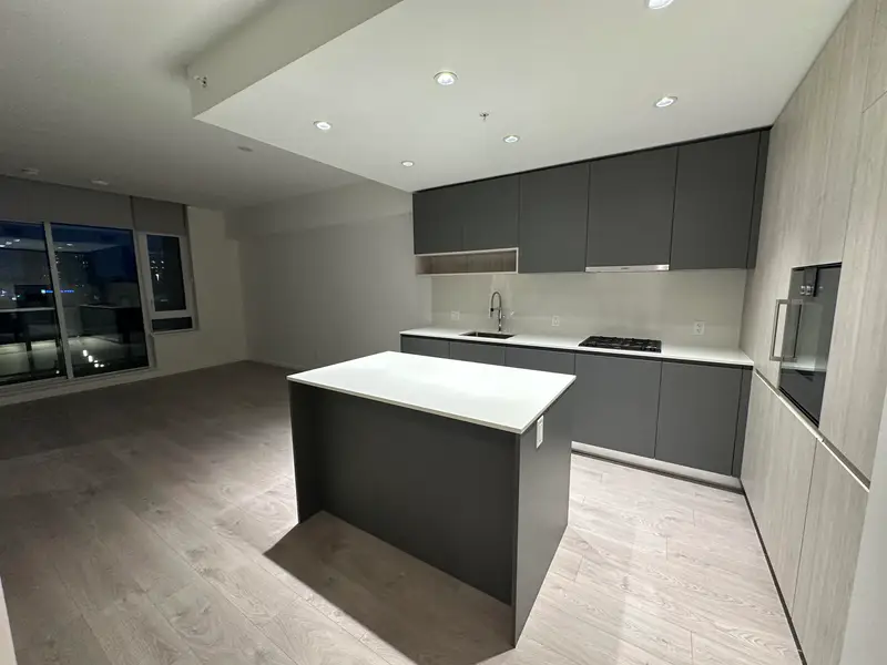 301 6200 MINORU BOULEVARD - photo 3 of 9