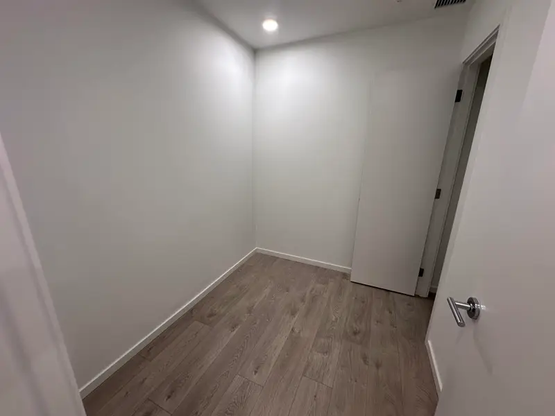 301 6200 MINORU BOULEVARD - photo 4 of 9