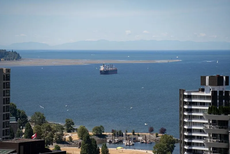 3201 1283 HOWE STREET - photo 1 of 25