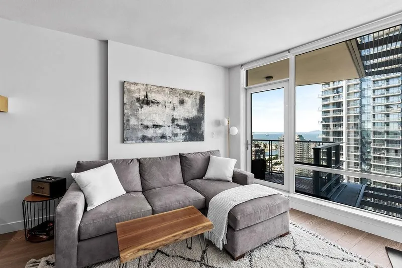 3201 1283 HOWE STREET - photo 2 of 25