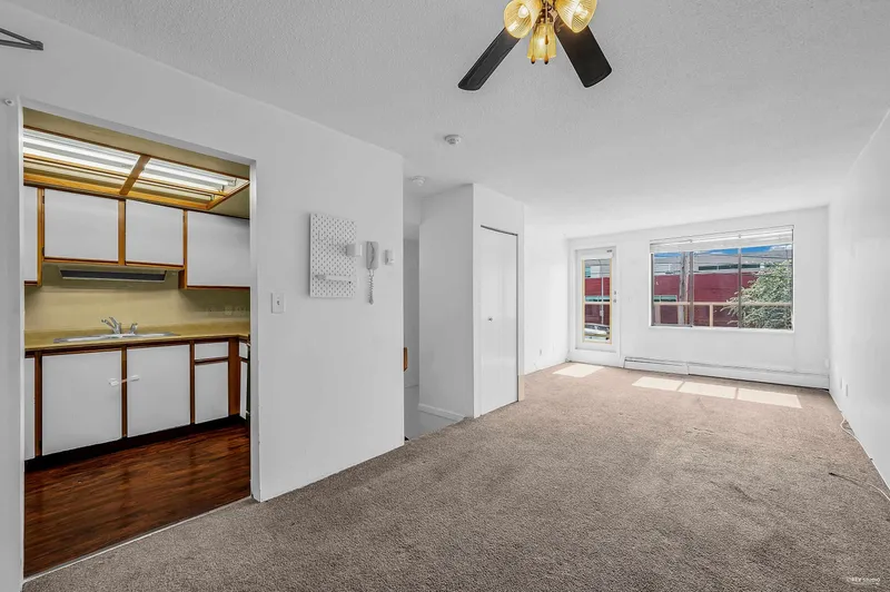 108 812 MILTON STREET - photo 3 of 19