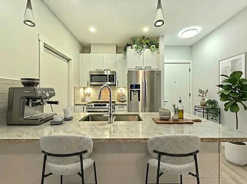 508 20696 EASTLEIGH CRESCENT - photo 3 of 9