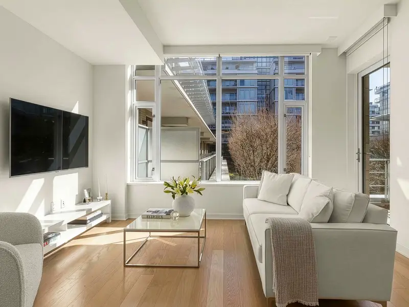 407 77 WALTER HARDWICK AVENUE - photo 1 of 25