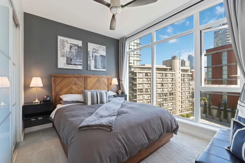 1205 1372 SEYMOUR STREET - photo 4 of 25