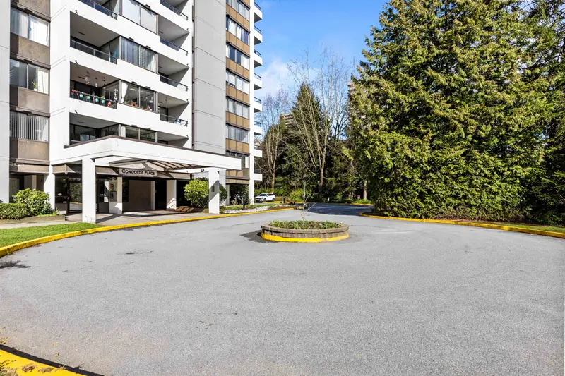 306 9521 CARDSTON COURT - photo 2 of 25