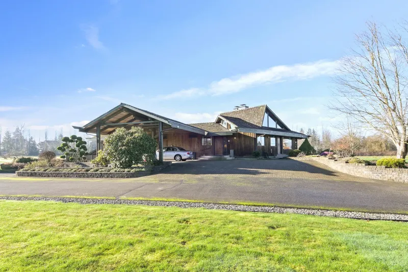 16948 66 AVENUE - photo 1 of 25