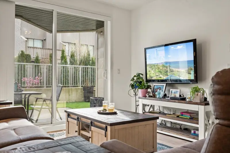 102 32838 LANDEAU PLACE - photo 3 of 25