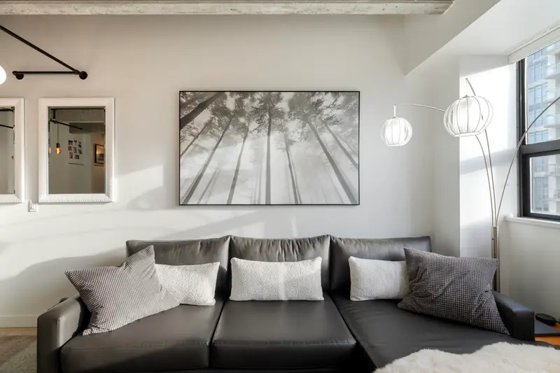 610 615 BELMONT STREET - photo 4 of 25