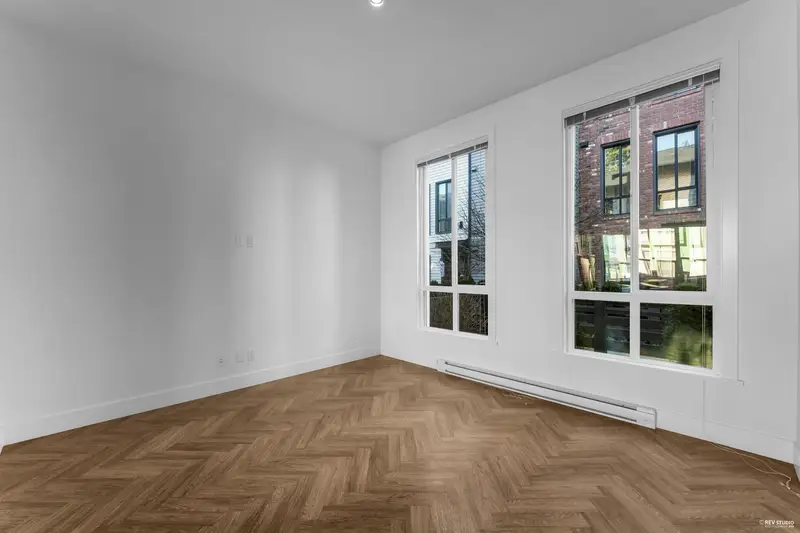 35 15828 27 AVENUE - photo 3 of 25