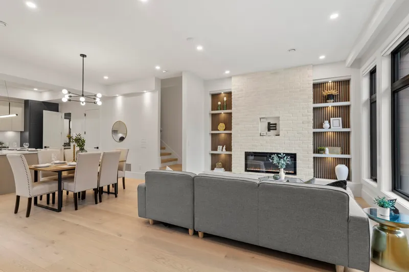 102 1038 DELESTRE AVENUE - photo 4 of 25