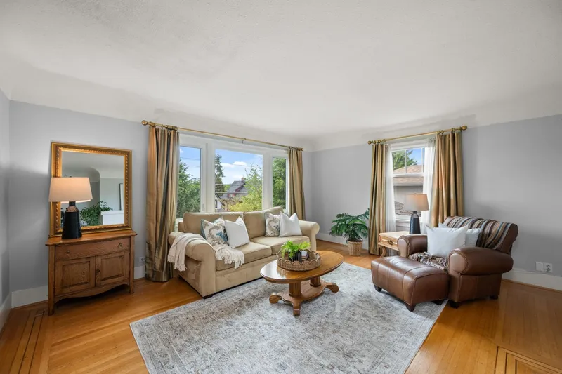 1509 SIXTH AVENUE - photo 3 of 25