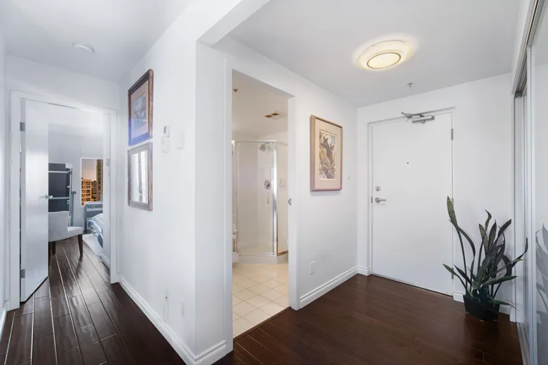 1105 1155 HOMER STREET - photo 4 of 25