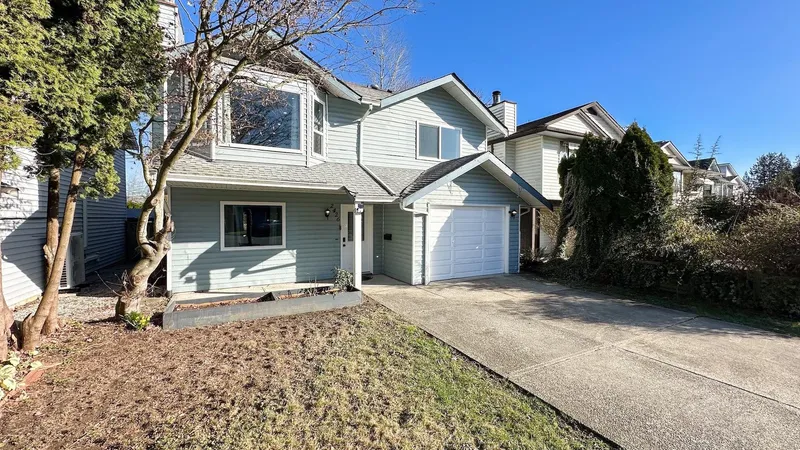 2426 BENNIE PLACE - photo 3 of 25