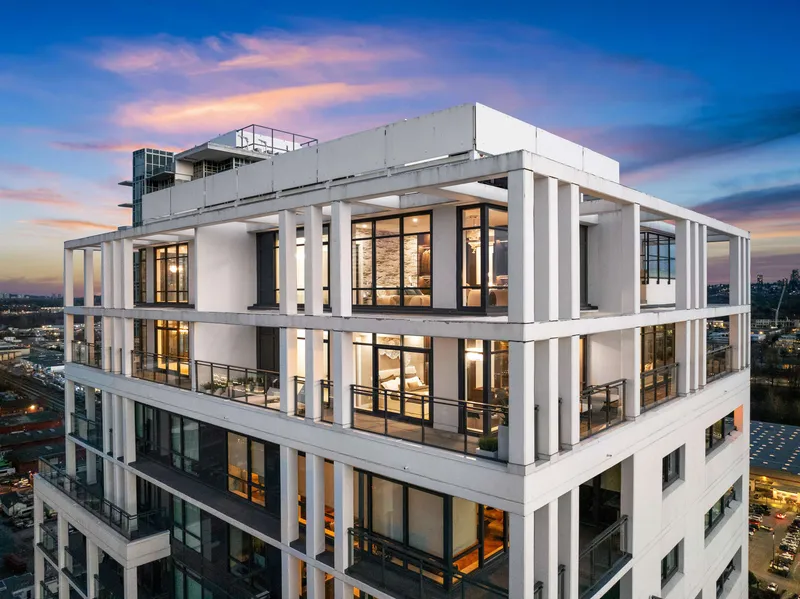 2901 2378 ALPHA AVENUE - photo 1 of 25