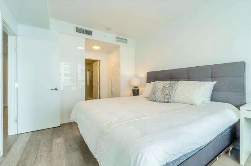 809 1441 JOHNSTON ROAD - photo 3 of 17