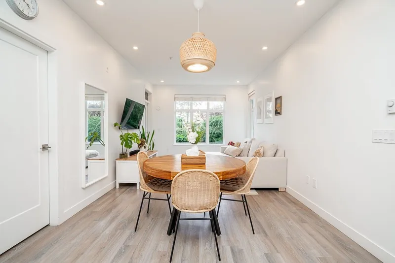 108 15436 31 AVENUE - photo 3 of 25