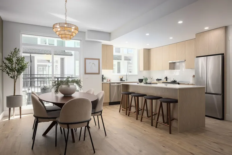 34 16355 21 AVENUE - photo 1 of 11