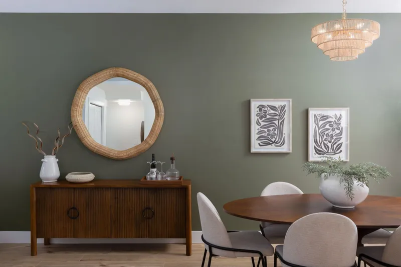 34 16355 21 AVENUE - photo 3 of 11