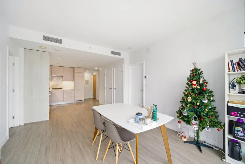 1503 4458 BERESFORD STREET - photo 3 of 25