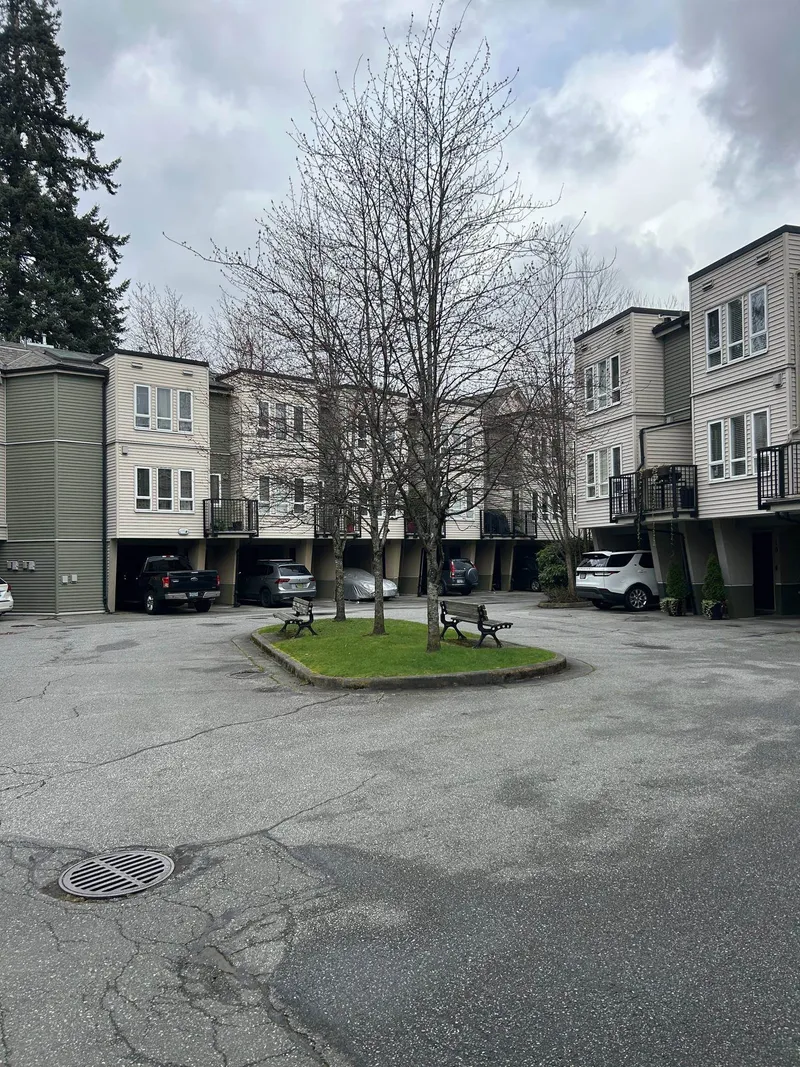 4 123 LAVAL STREET - photo 3 of 13