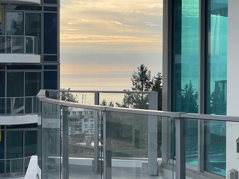 602 1501 FOSTER STREET - photo 2 of 25