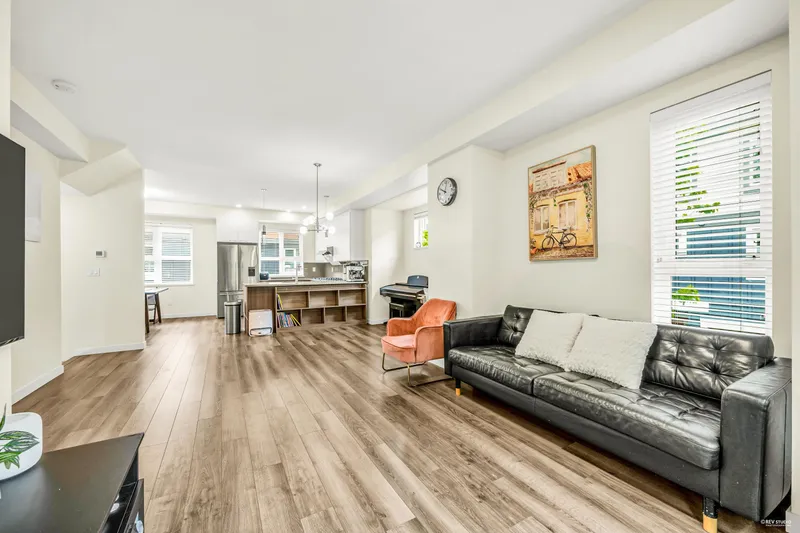 63 10311 RIVER DRIVE - photo 3 of 25