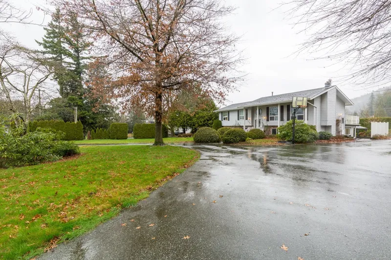 3996 ECKERT STREET - photo 1 of 25