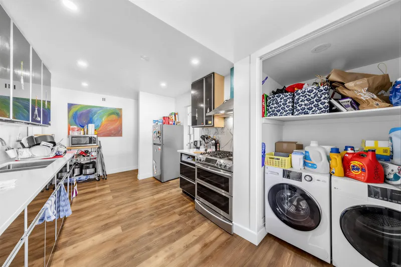 2079 W 46TH AVENUE - photo 4 of 17