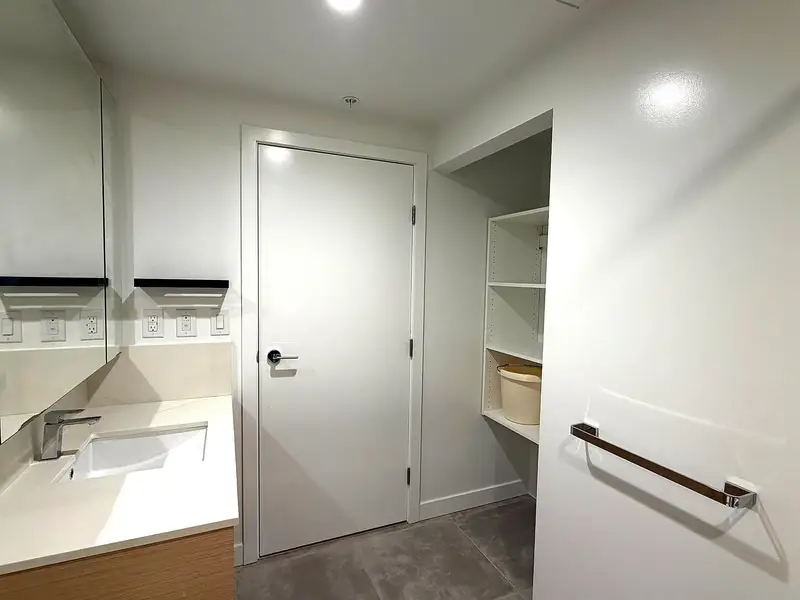 3307 13725 GEORGE JUNCTION - photo 4 of 22