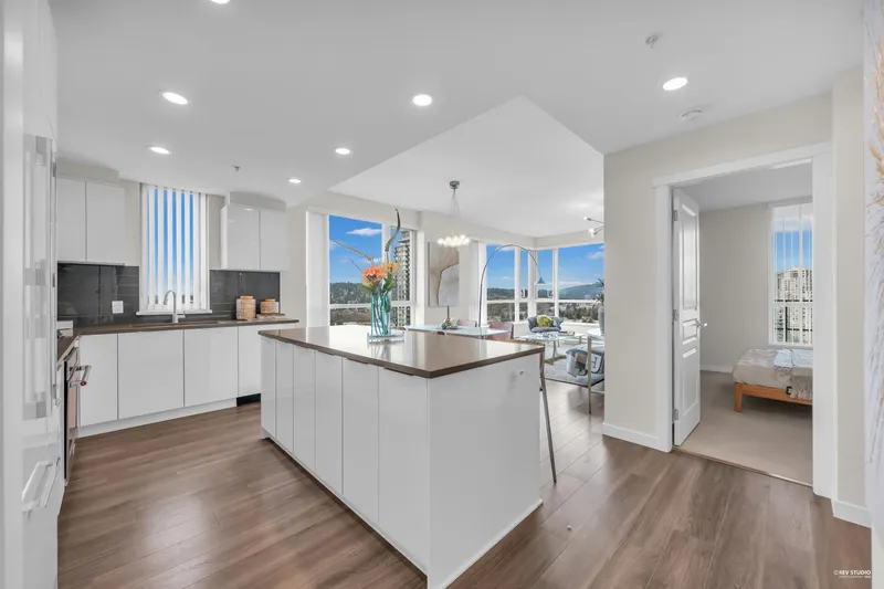 2404 3096 WINDSOR GATE - photo 3 of 25