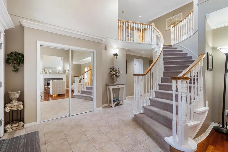 10118 171A STREET - photo 3 of 25