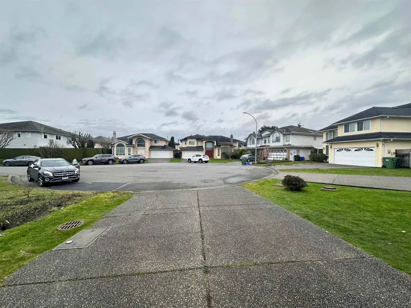 4151 BRYSON COURT - photo 2 of 17