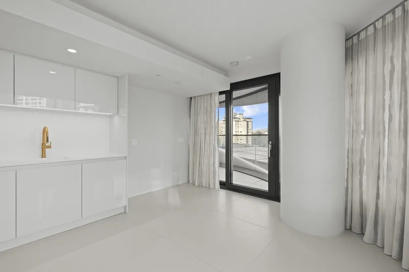 706 1033 NELSON STREET - photo 3 of 25