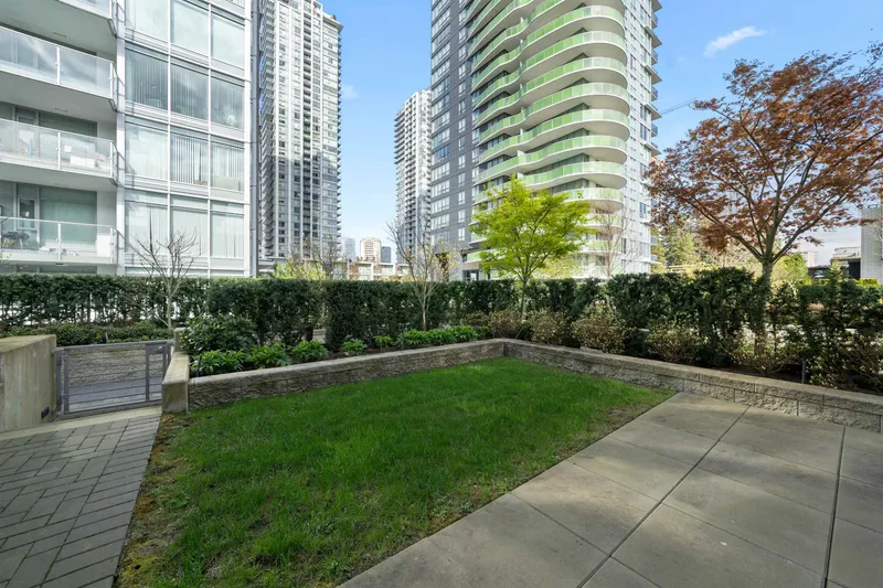 6691 MARLBOROUGH AVENUE - photo 3 of 25