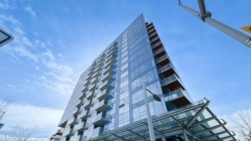 528 5233 GILBERT ROAD - photo 2 of 25