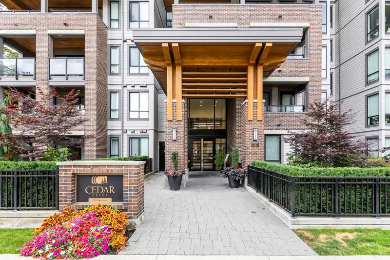 510 7579 16TH STREET - photo 2 of 25