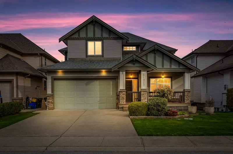 21027 83A AVENUE - photo 1 of 25