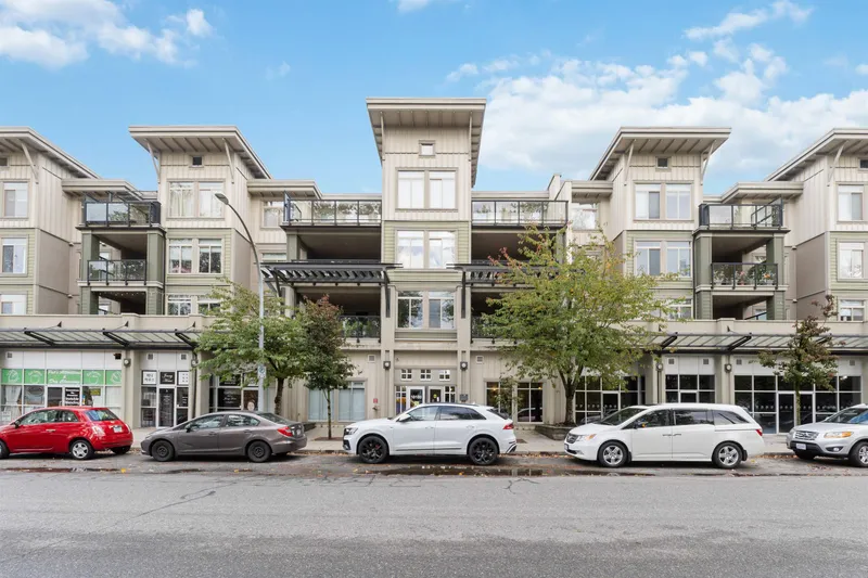 101 10180 153 STREET - photo 2 of 25