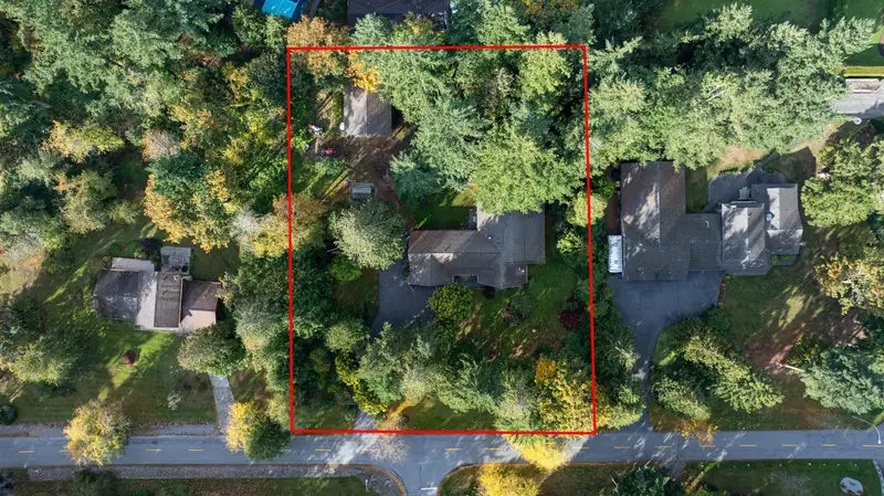 2143 180 STREET - photo 2 of 25