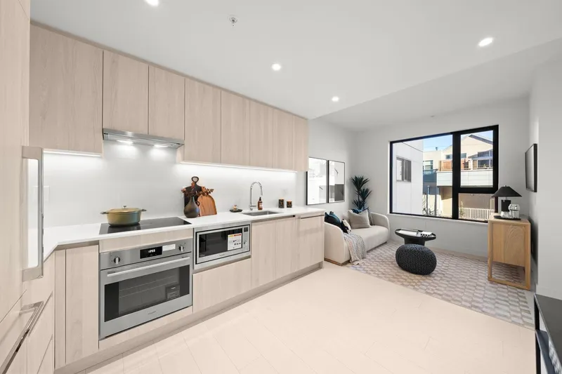 212 4928 QUEBEC STREET - photo 2 of 19